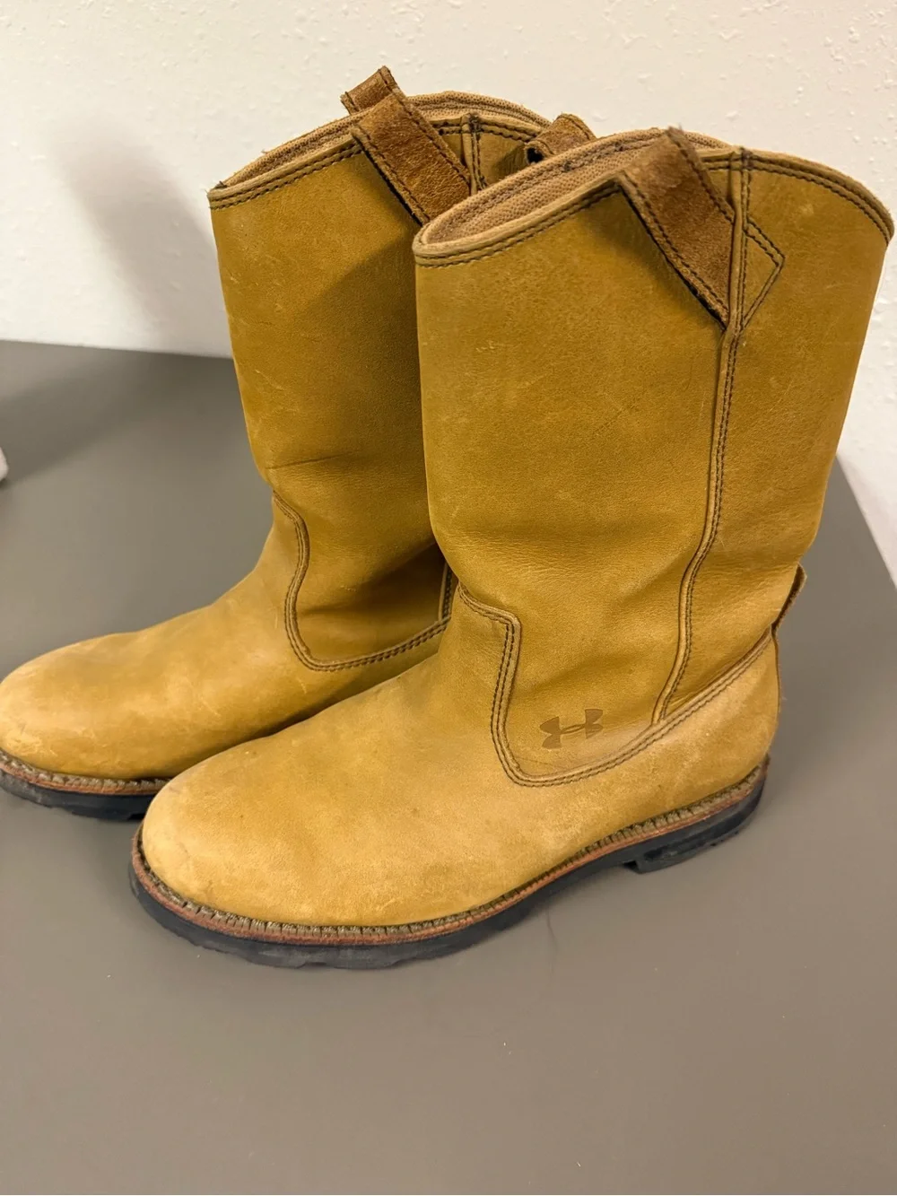 Under Armour Men’s Tan Boots